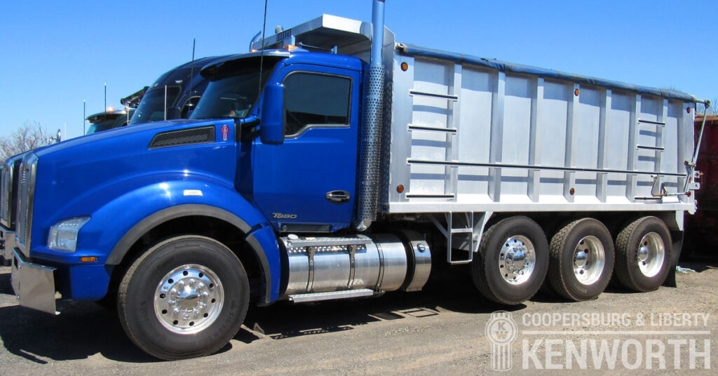 how many cubic yards in a semi dump truck