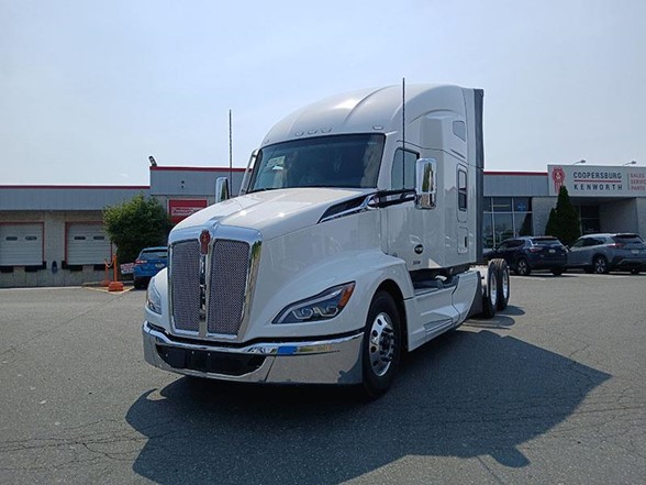 KENWORTH