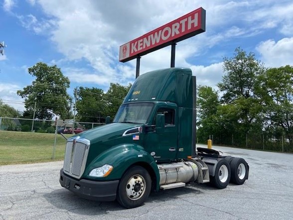 KENWORTH