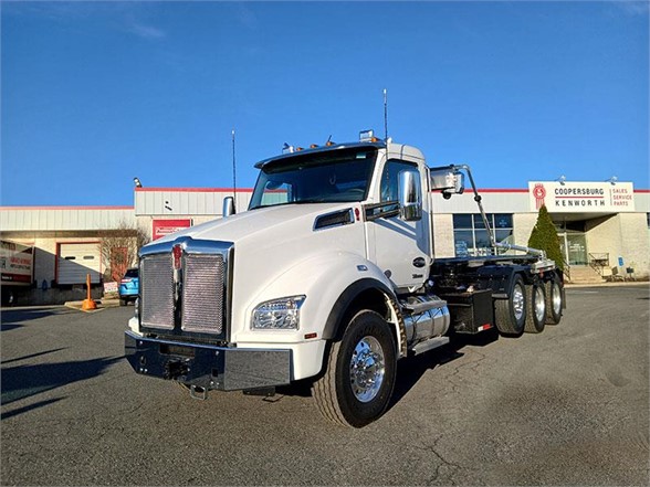 KENWORTH