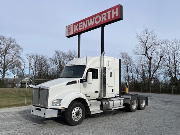 KENWORTH