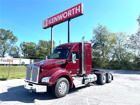 KENWORTH