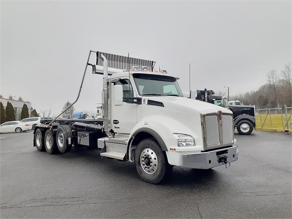 KENWORTH