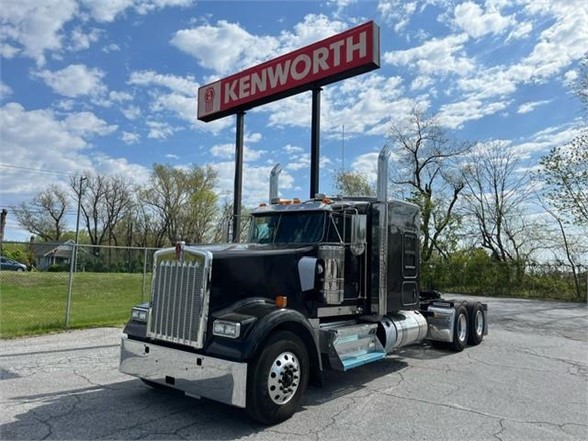 KENWORTH