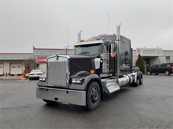 KENWORTH