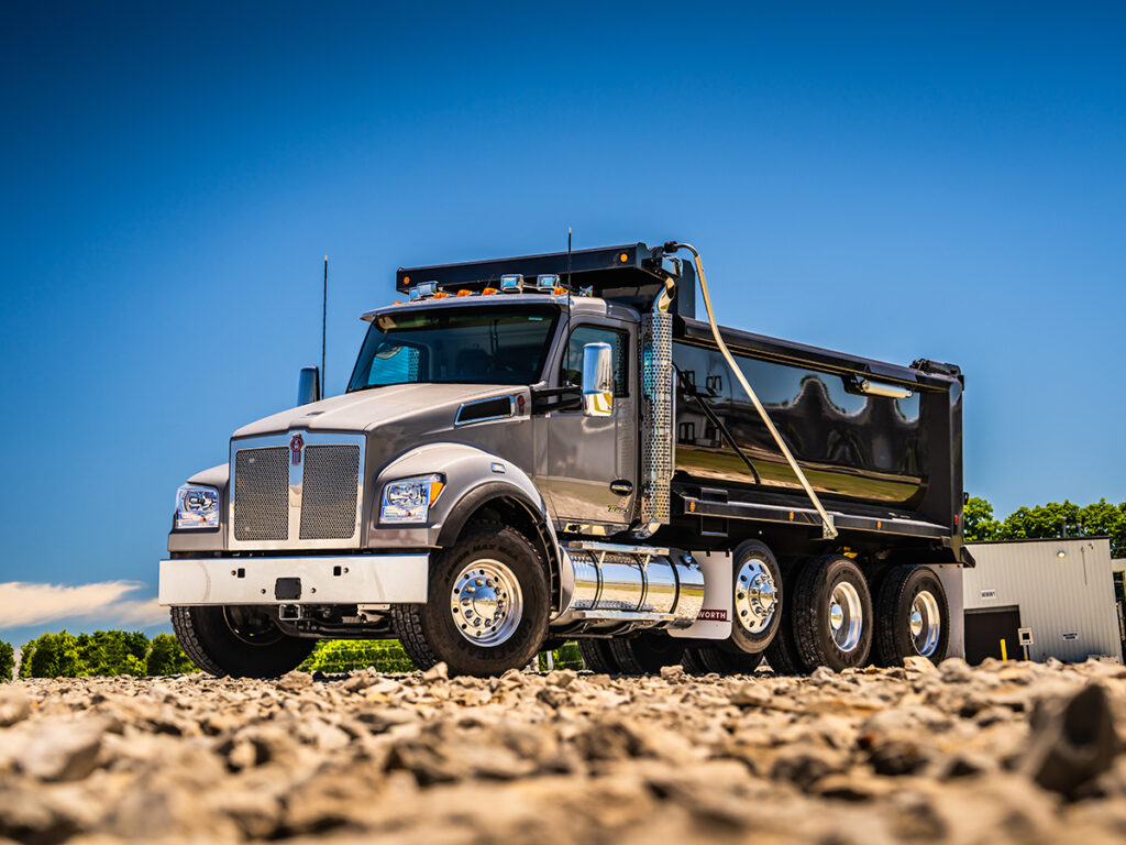 Kenworth T880