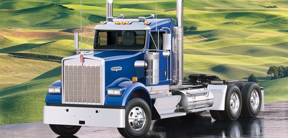 W900B Kenworth Truck